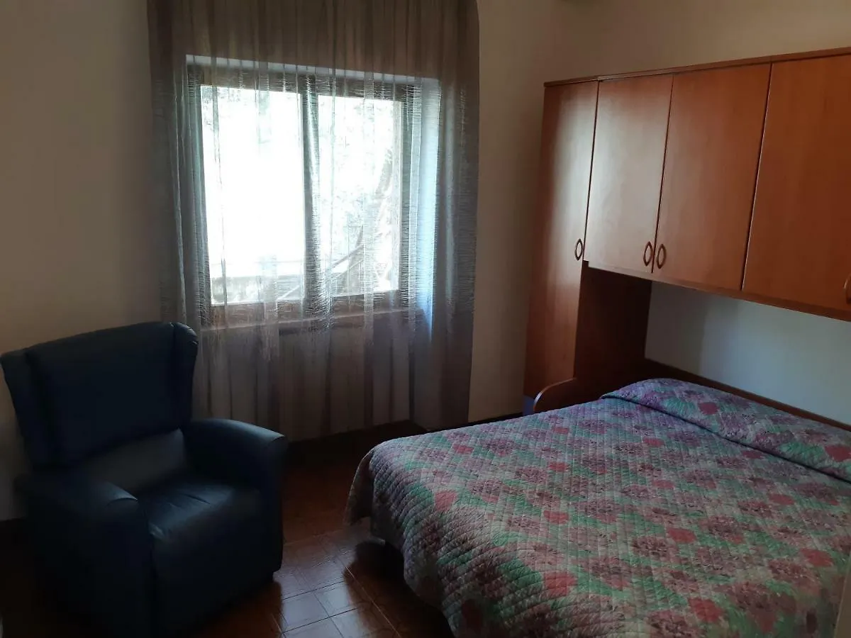 Casa Vacanze Ester Brenzone sul Garda Apartmán
